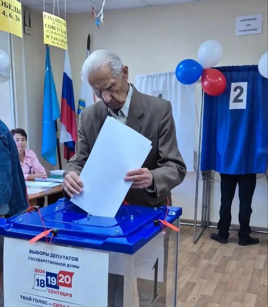 Алексей Ветров