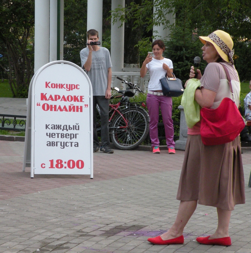 Лучших исполнителей караоке выбирают в Южно-Сахалинске