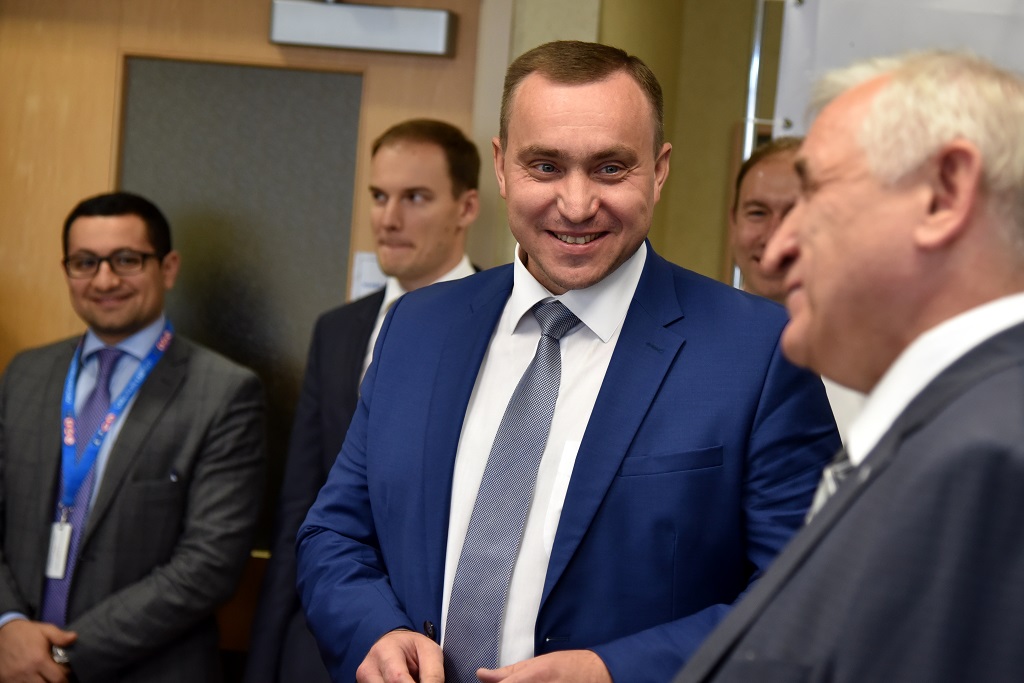 Церемония подписания договора