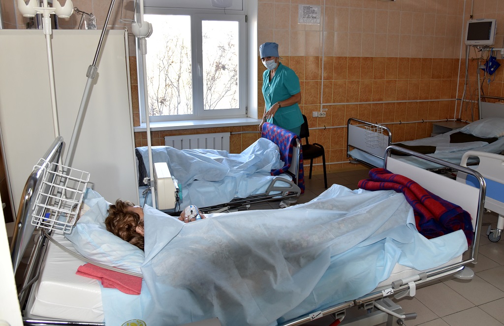 Оснащение медоборудованием Холмской ЦРБ