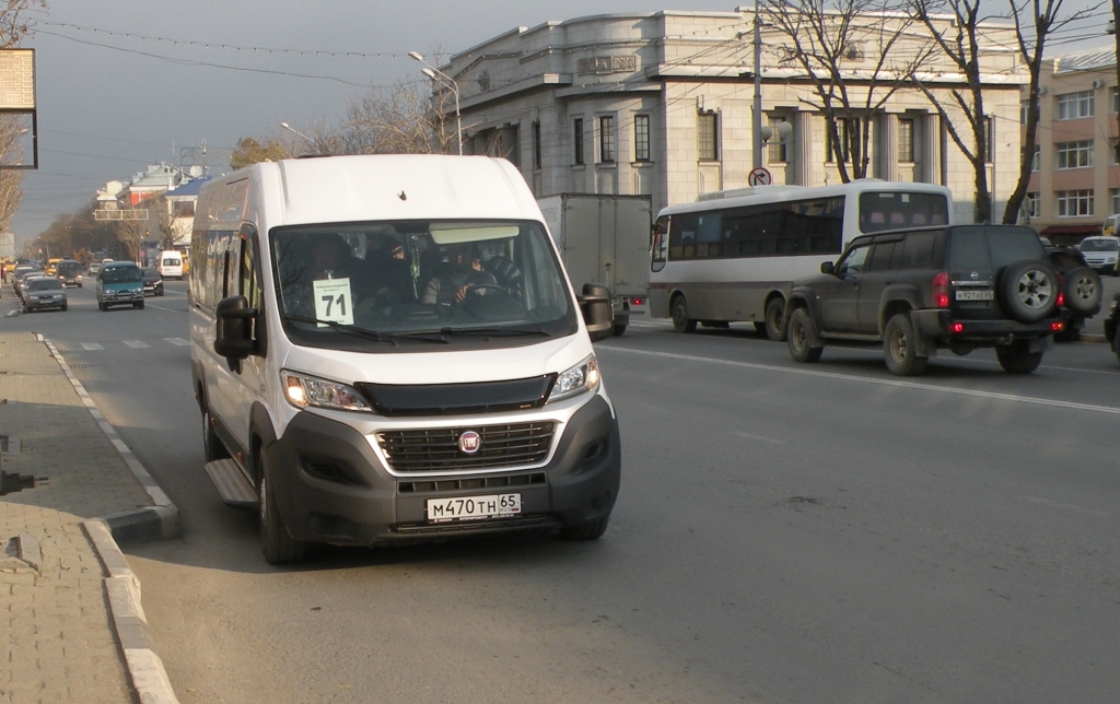 Автобусы в Южно-Сахалинске - "Фиаты" и "Форды" постепенно заменяют "Газели"