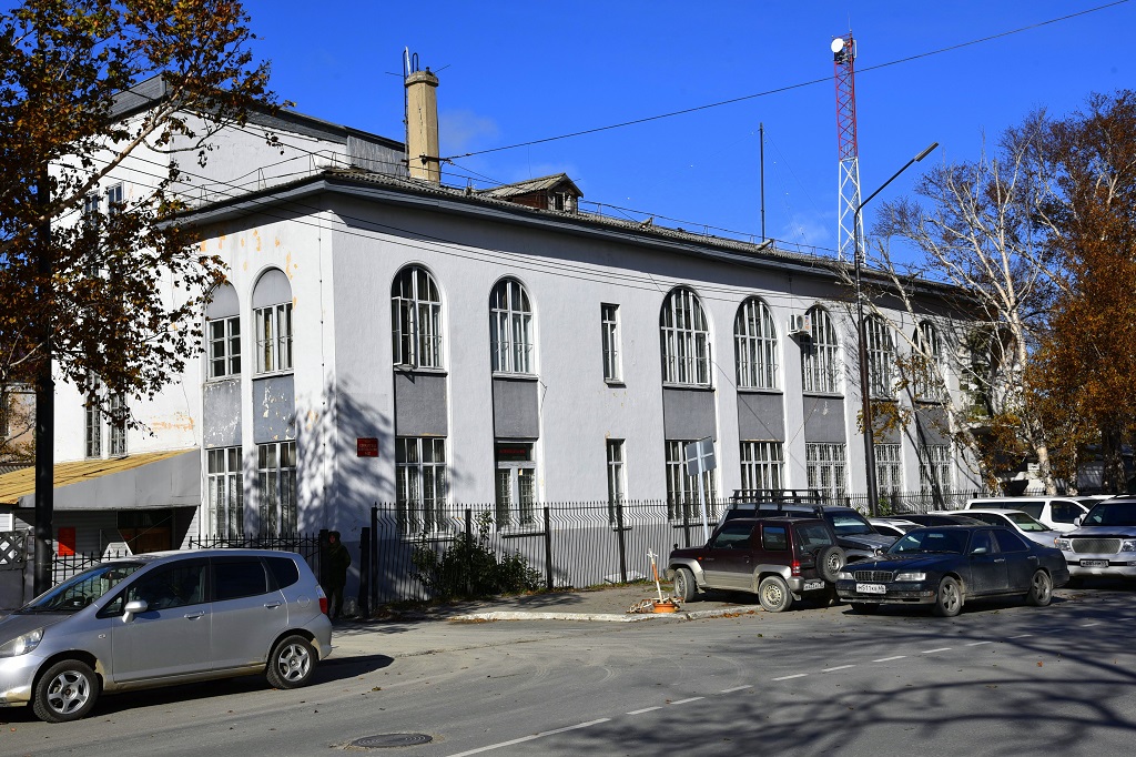 Здание бывшего конференц-зала губернаторства