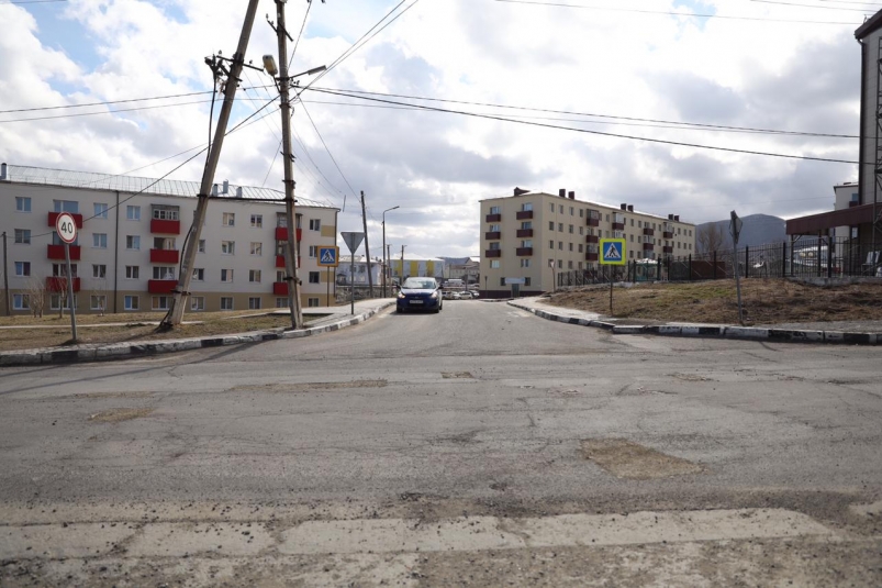 Отремонтировать дорогу в Томари необходимо до конца мая — Сергей Байдаков
