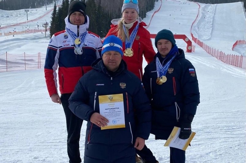 Спортсмен с Сахалина выиграл 4 медали на чемпионате России по горным лыжам