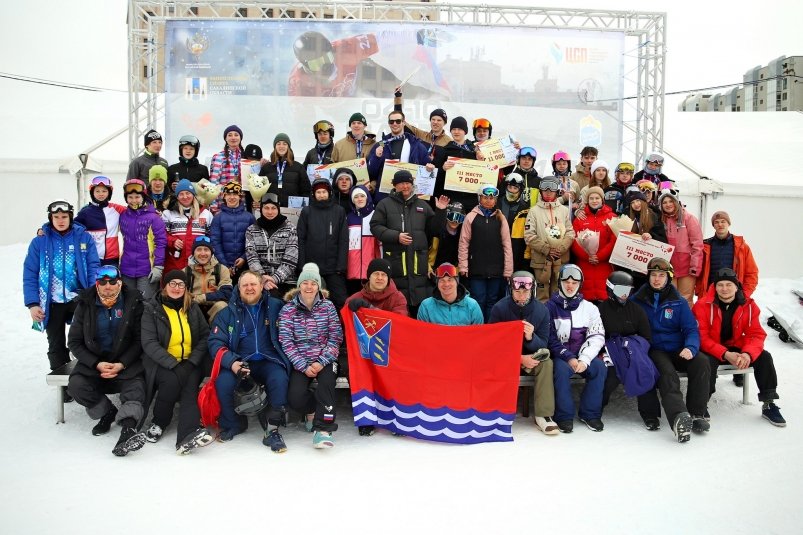 Пять медалей первенства России на Сахалине завоевали сноубордисты из Магаданской области