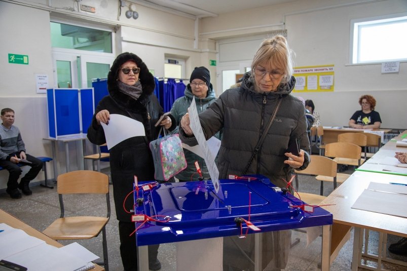 Голосование на выборах президента продолжается в Южно-Сахалинске