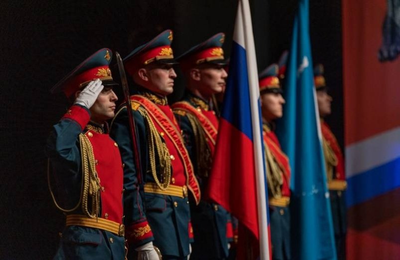 Концерт для ветеранов и детей войны провели на Сахалине в преддверии Дня победы