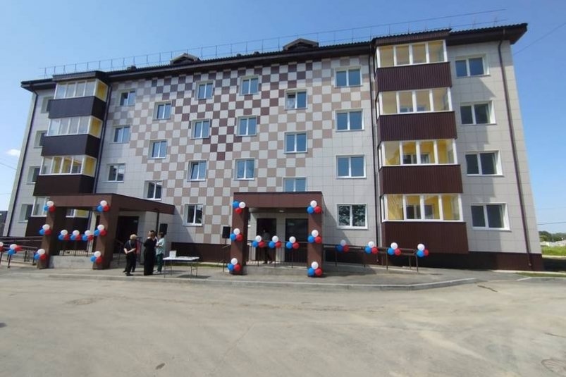В рамках программы переселения сахалинцы получили новые квартиры в Соколе