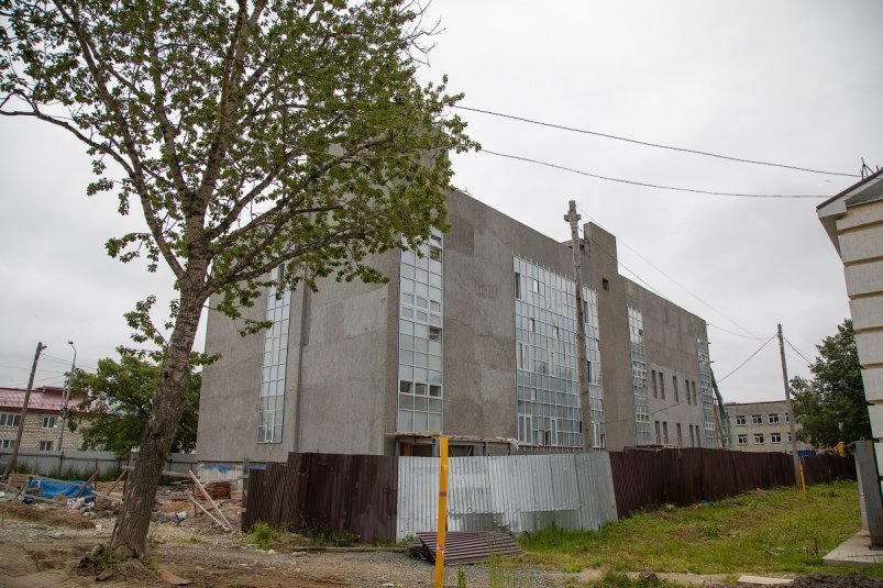 Новую школу искусств в Луговом планируют достроить до конца лета