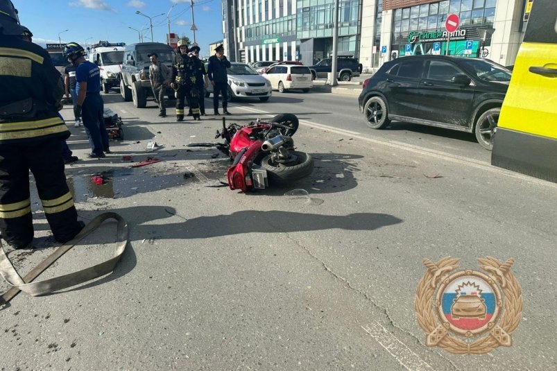Автолюбитель сбил мотоциклиста в Южно-Сахалинске