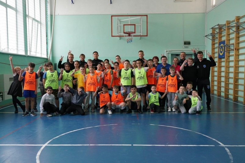 В Сахалинской области подвели итоги реализации проекта "Футбол в школе"