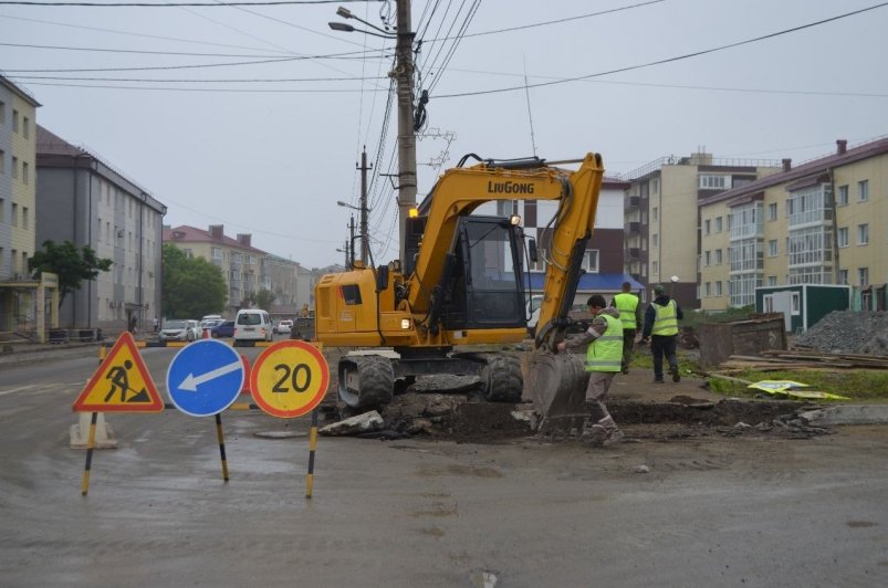 На Сахалине во всех муниципалитетах активно ведутся работы по ремонту дорожного полотна