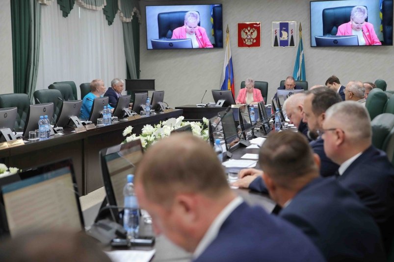 Расходы сахалинской казны увеличились на 47,8 млрд рублей