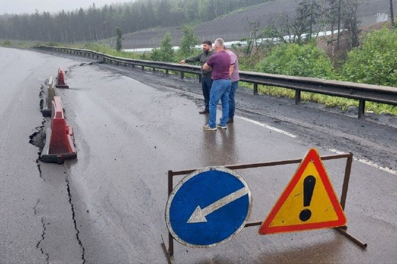 Начался ремонт автодороги 