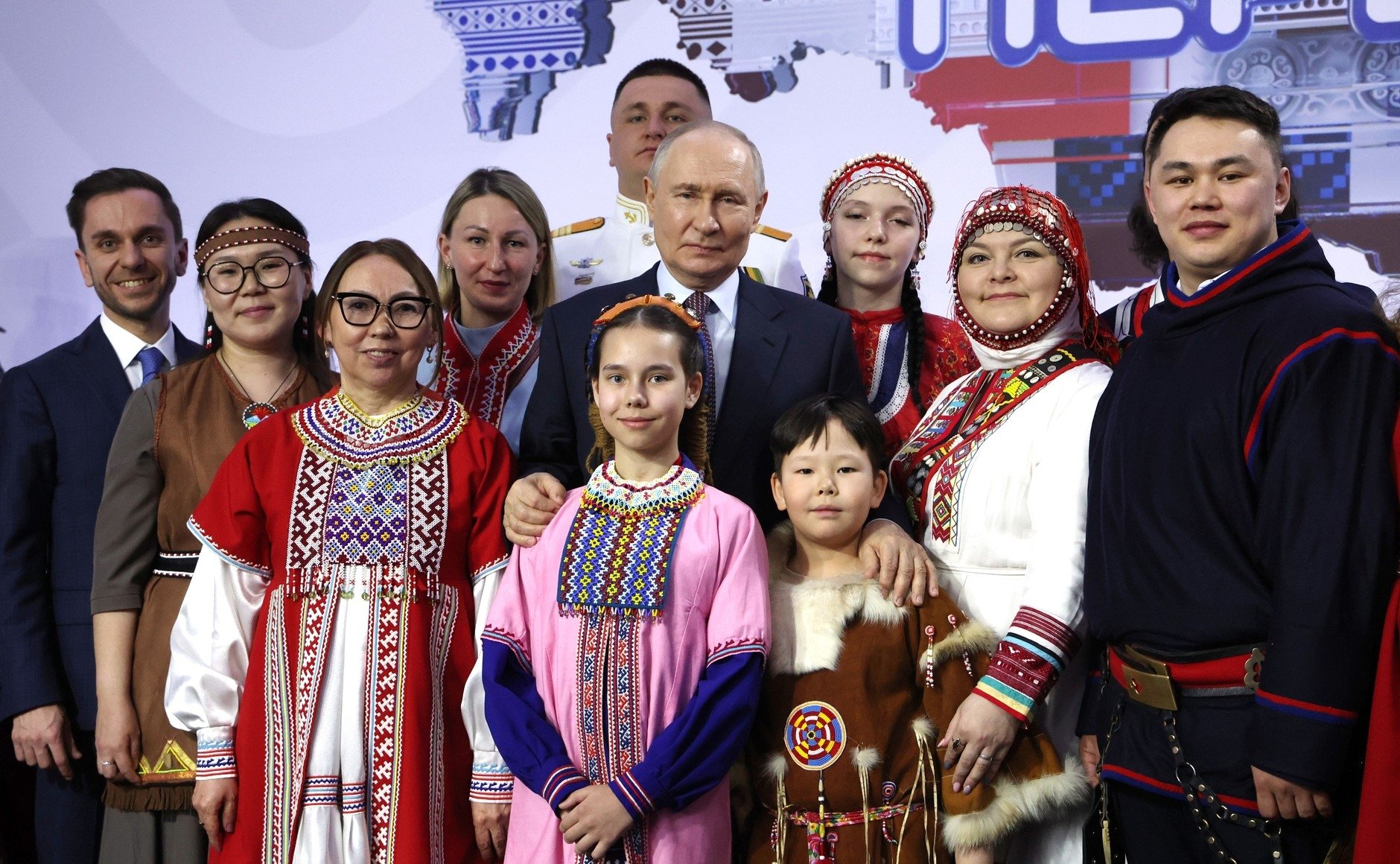 Встреча Владимира Путина с представителями КМНС пресс-служба Российского общества &quotЗнание&quot