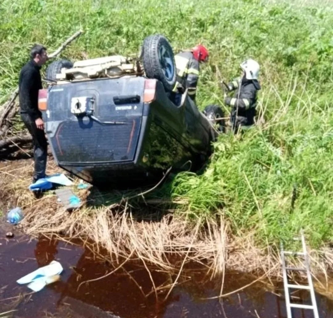 Водитель не справился с управлением и вылетел в кювет в Анивском районе пресс-служба агентства ГО, ЧС и ПБ по Сахалинской области