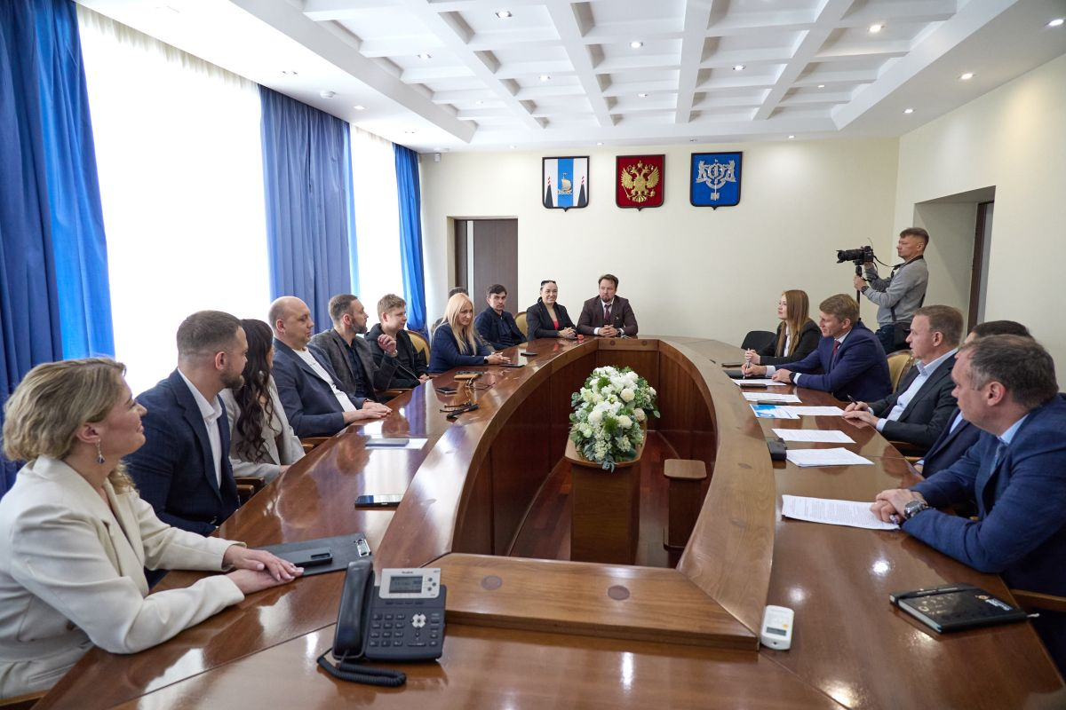 Встреча пресс-служба администрации Южно-Сахалинска