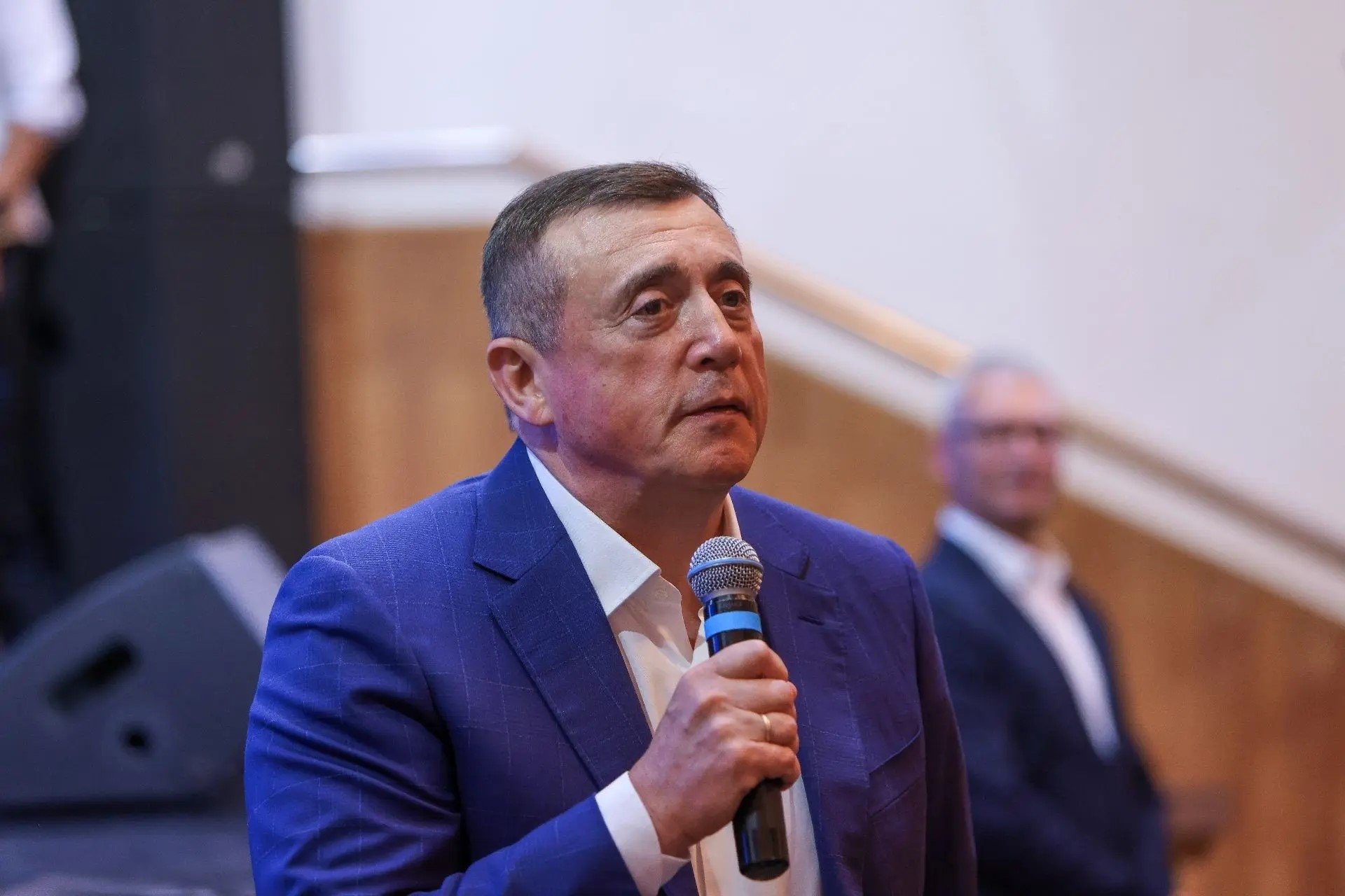 Валерий Лимаренко пресс-служба правительства Сахалинской области