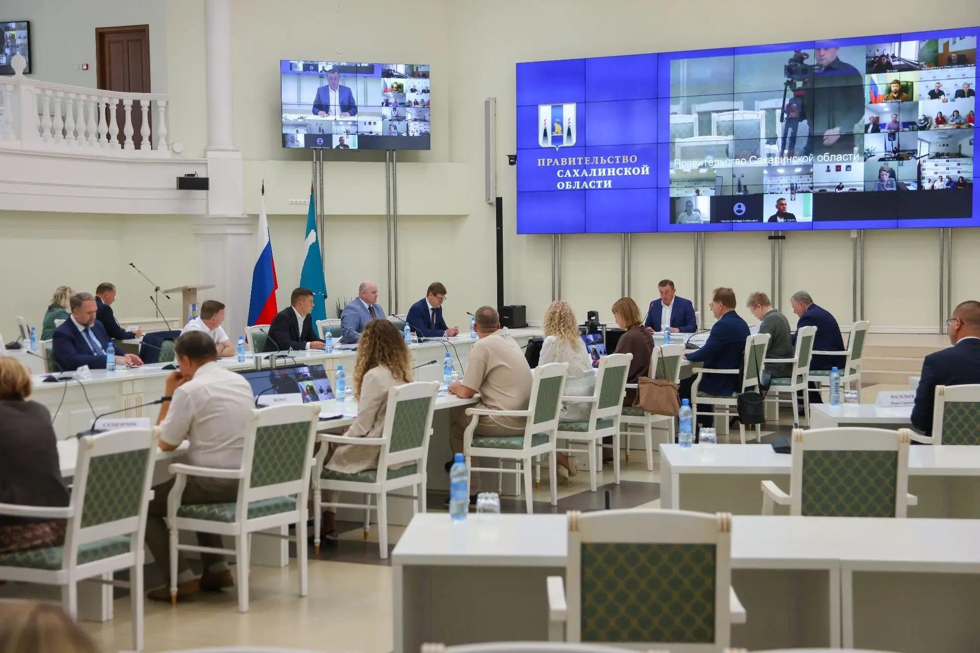 Совещание в правительстве пресс-служба правительства Сахалинской области