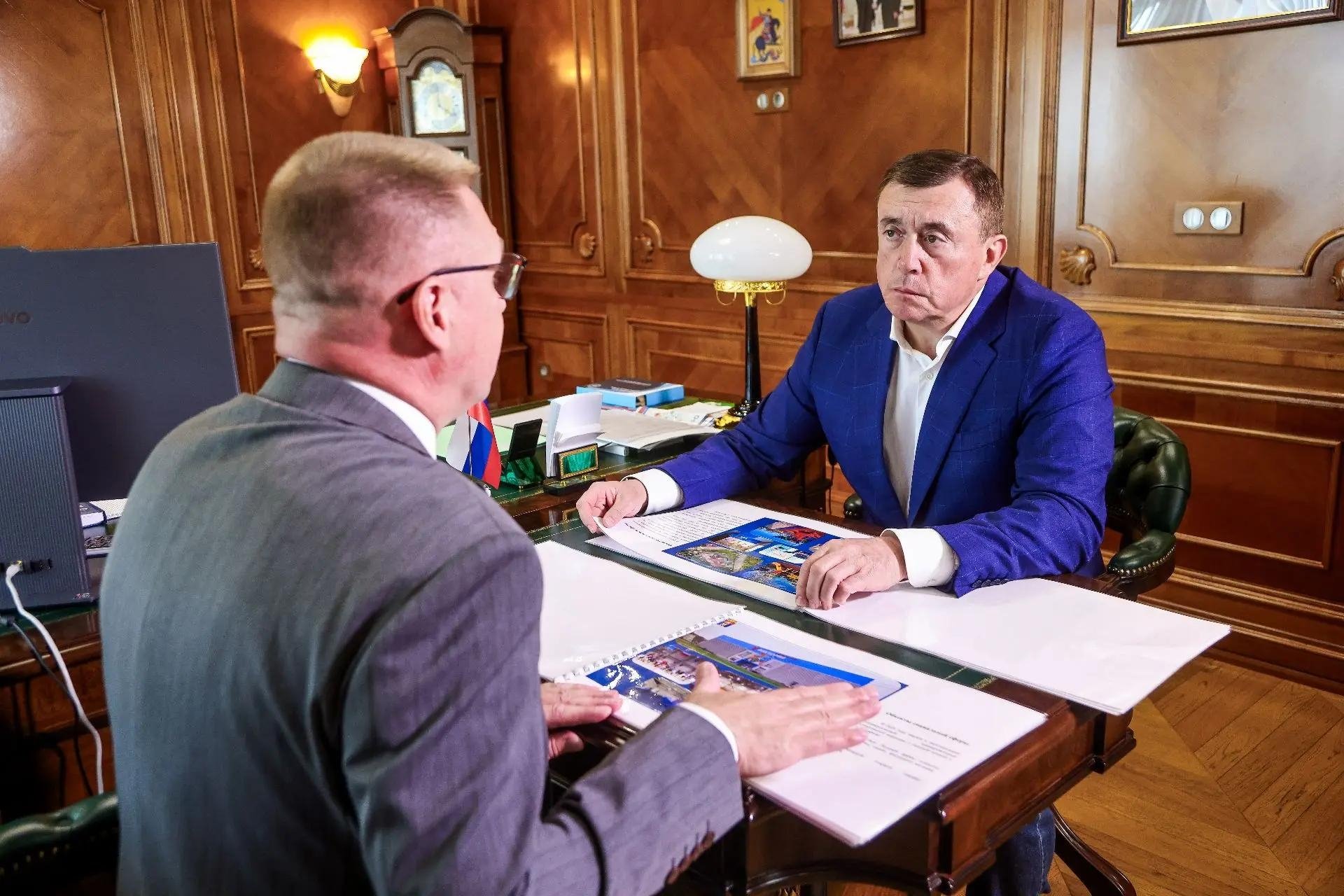 Доклад Сергея Фертикова об итогах социально-экономического развития Макаровского района пресс-служба правительства Сахалинской области