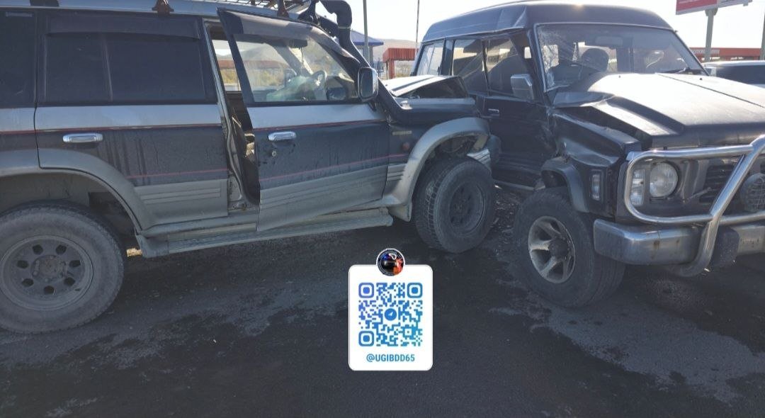 Пенсионер за рулем Nissan Safari устроил тройное ДТП в Южно-Сахалинске УГИБДД УМВД России по Сахалинской области